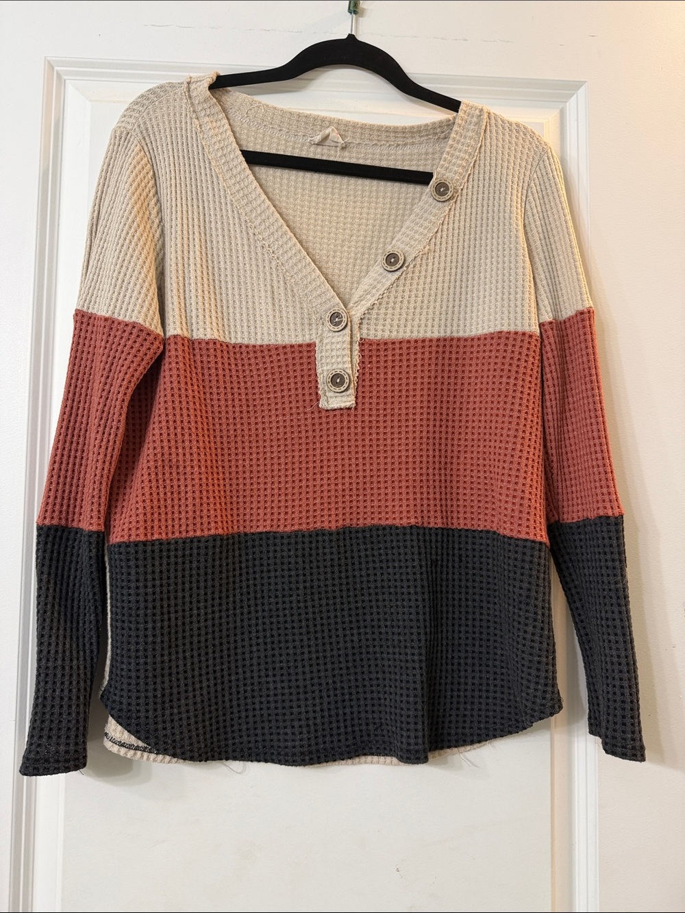 Bibi Colorblock Waffle Knit Henley- Cream, Rust & Black